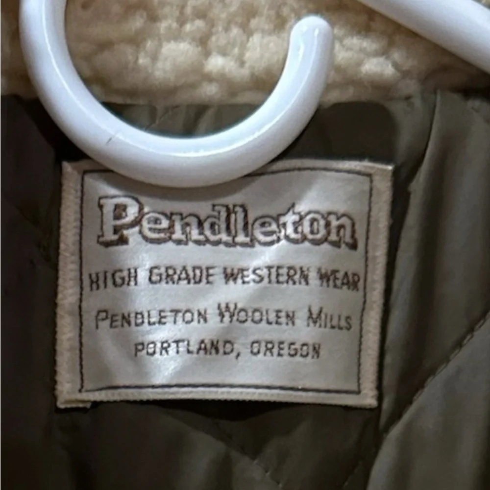 Pendleton Vintage Unisex Wool Barn Coat in Brown/Tan Checked Pattern